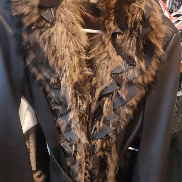 Cache Leather Jacket with Fur Detail - Picture 1 of 6